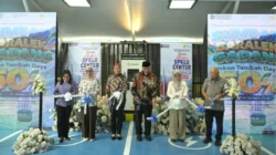 Mahyeldi Resmikan SPKLU Center Pertama di Sumbar, Perkuat Komitmen Green Province